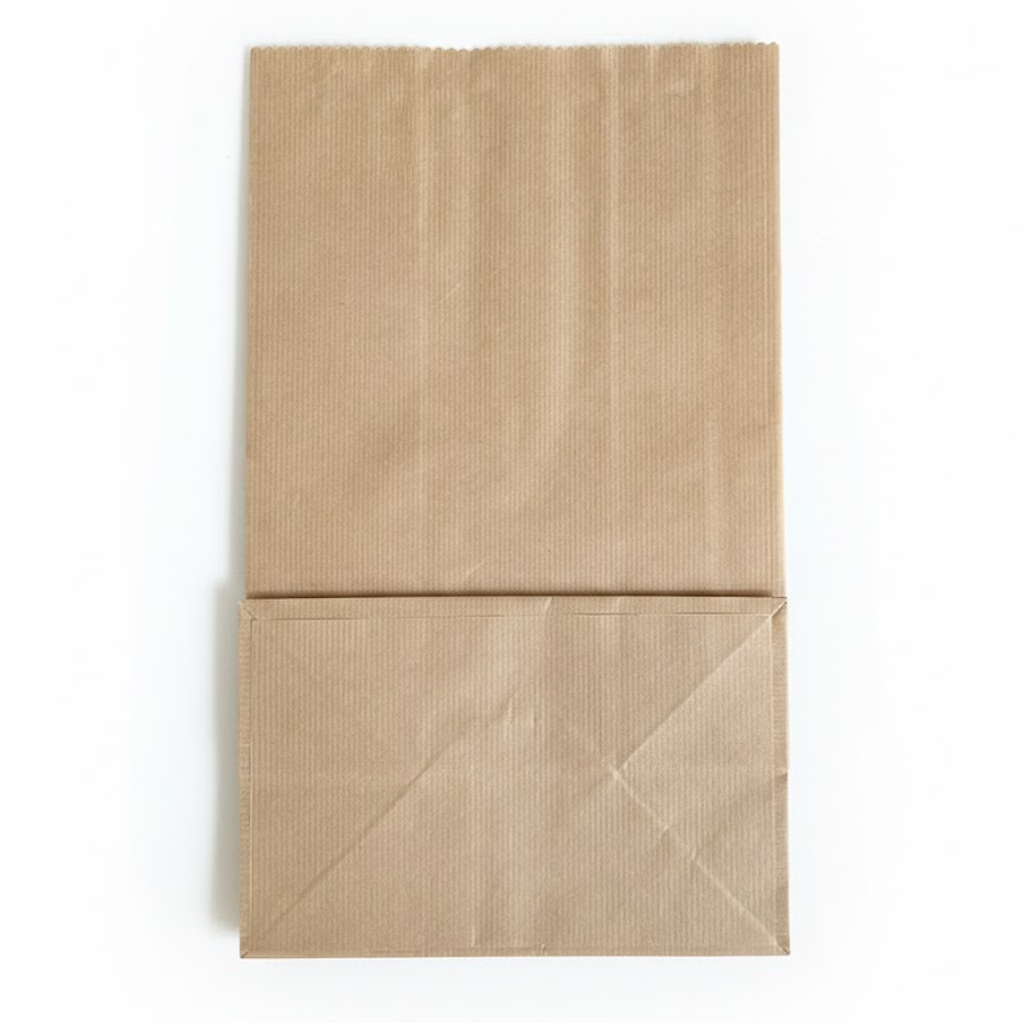 Photo de l'arrière d'un sac SOS brun 2 feuilles adapté pour 5kg de farine