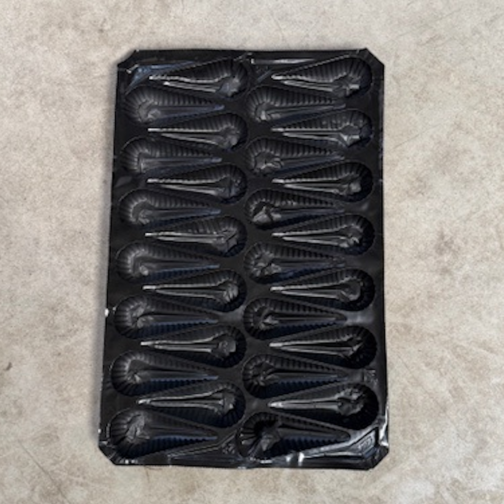 Démonstration de l'utilisation du produit Alvéole Poires Conférence 28F - 60x40cm sur fond neutre