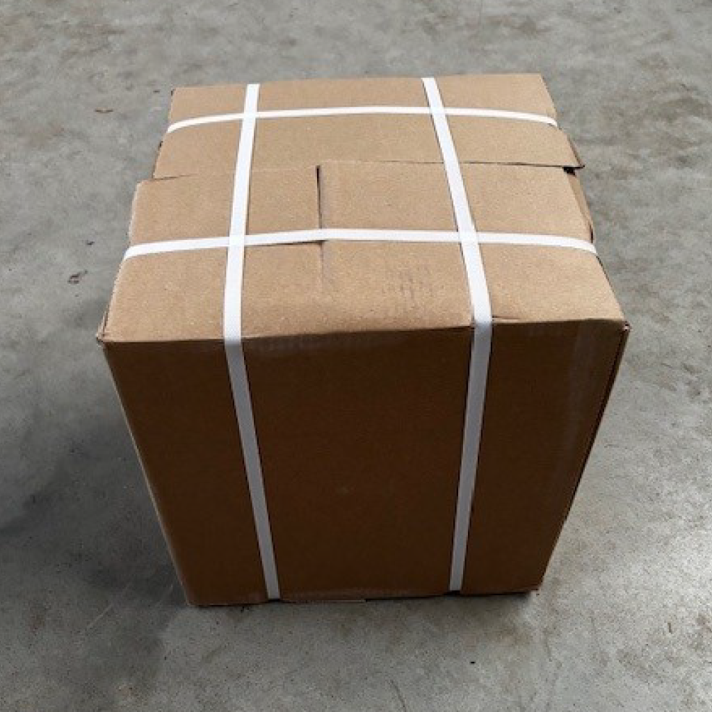 Présentation du colisage reçu pour le produit Feuillard 12x0.60 Manuel Mandrin diam. 25mm joues plastiques