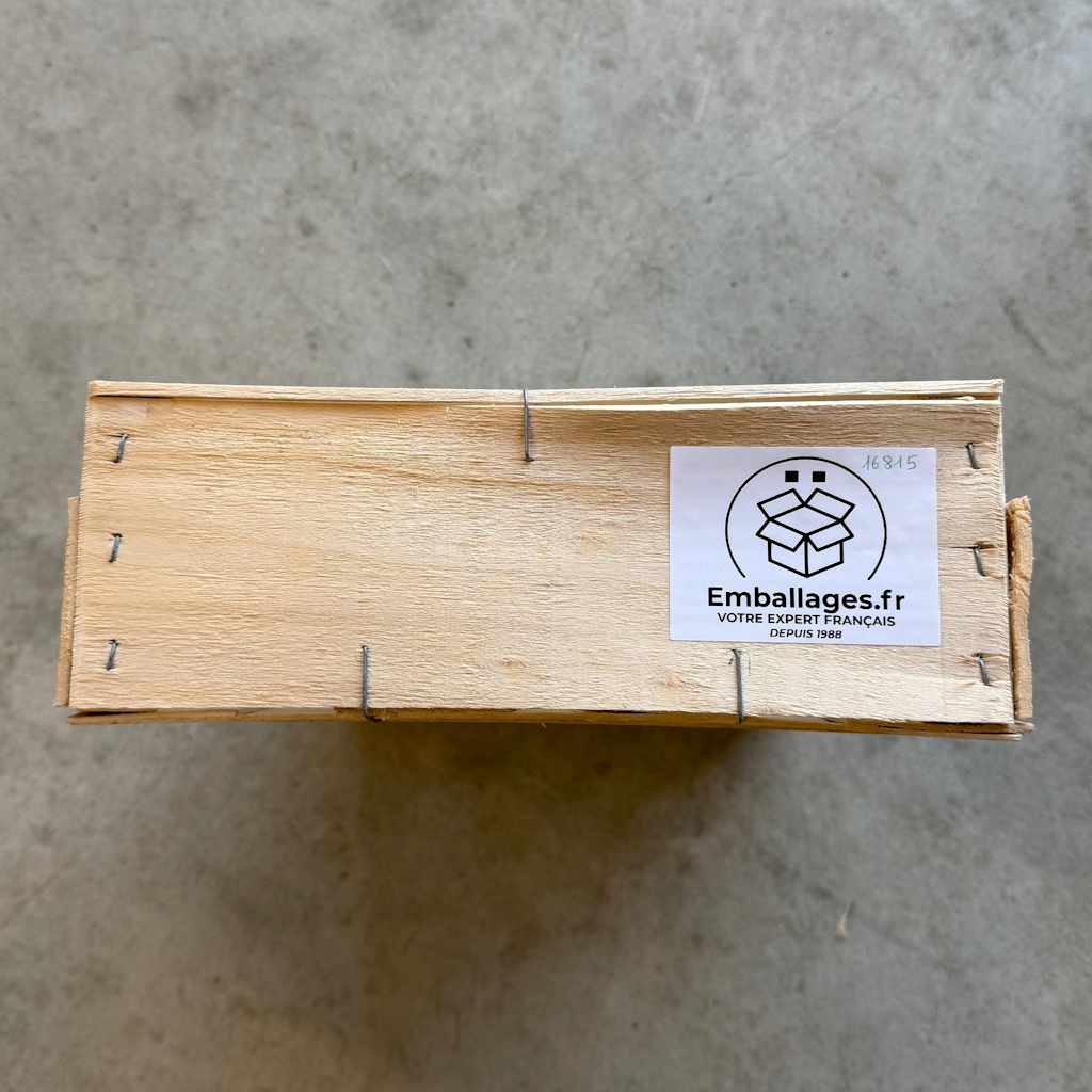 Démonstration de l'utilisation du produit Plateau Bois 50x30 C70 H100 dans la vie de tout les jours