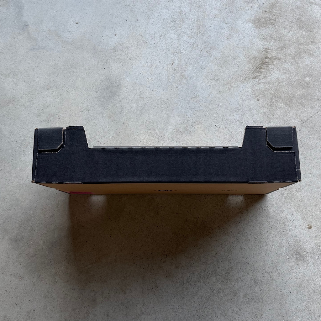 Présentation du colisage reçu pour le produit Plateau Carton 50x30 H10.5 Noir