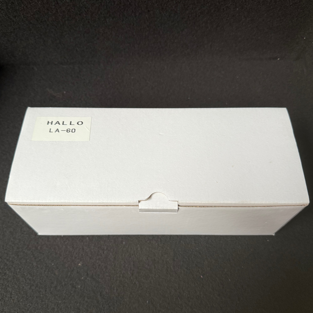 Démonstration de l'utilisation du produit Pince Manuelle LA 60 HALLO sur fond neutre