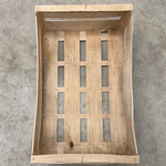 Démonstration de l'utilisation du produit Plateau Bois 60x40 C180 H210 sur fond neutre