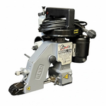 Démonstration de l'utilisation du produit Couseuse Portative "R" sur fond neutre