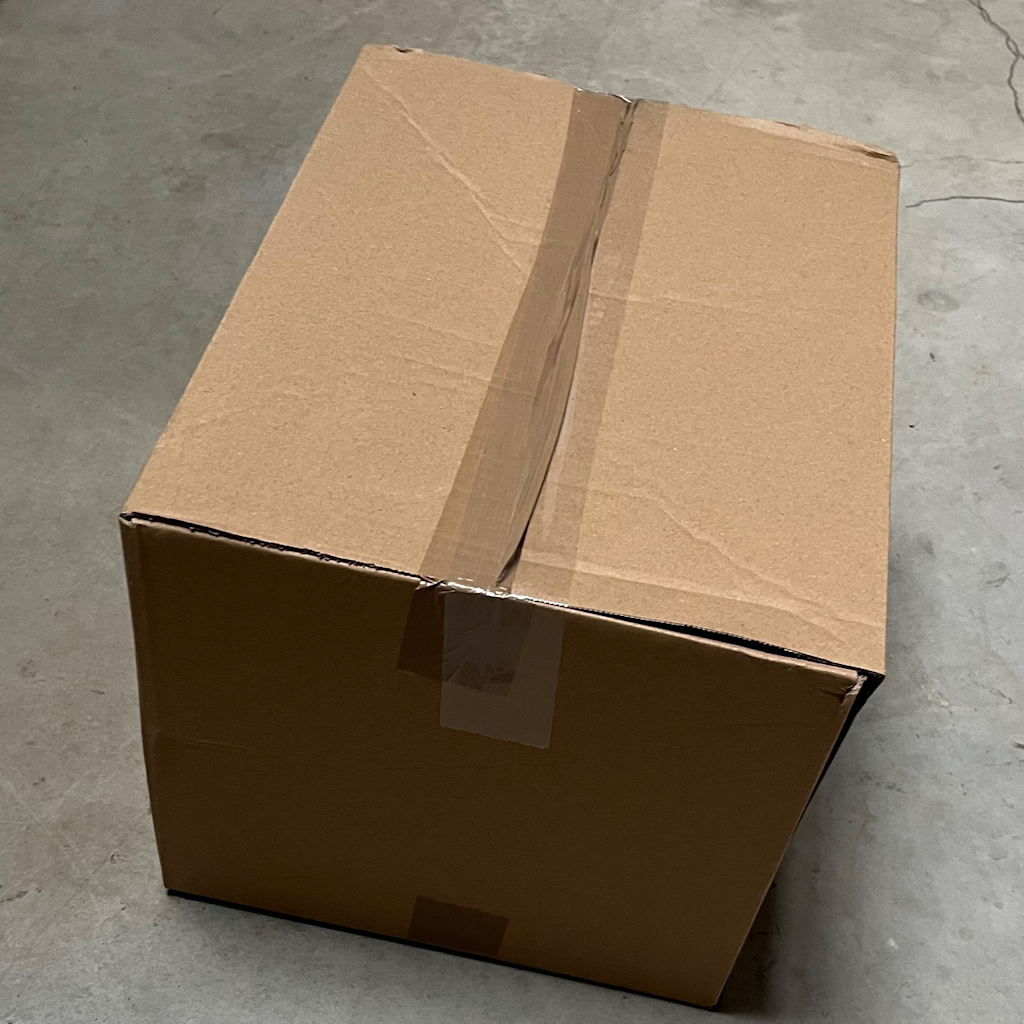 Présentation du colisage reçu pour le produit Sac Ecorné Kraft Brun 2 Feuilles N°12 - 250x385mm