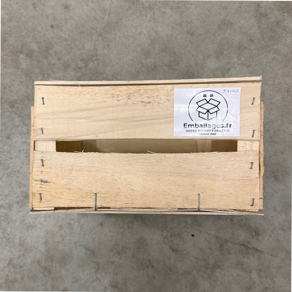 Démonstration de l'utilisation du produit Plateau Bois 40x30 C132 H160 dans la vie de tout les jours