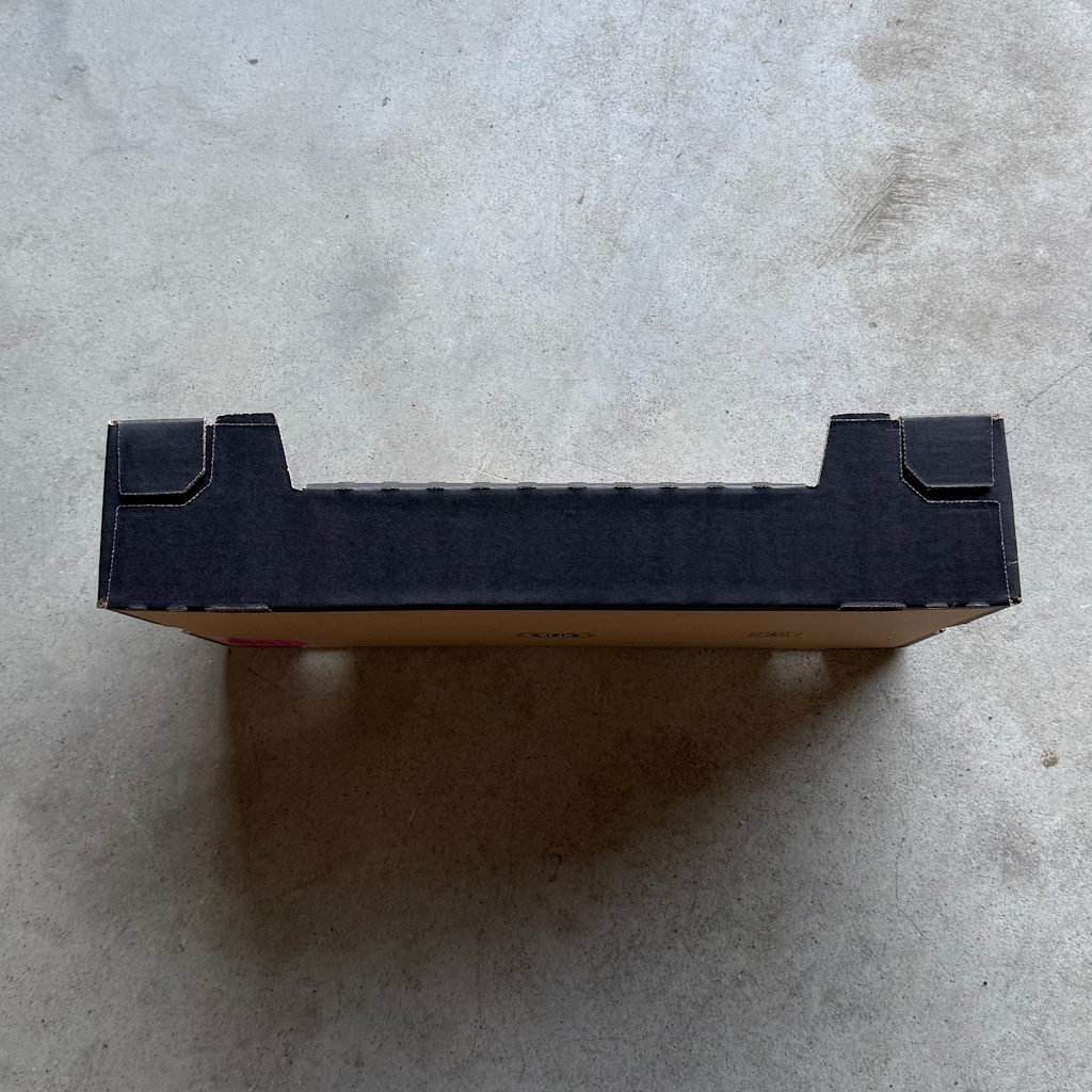 Présentation du colisage reçu pour le produit Plateau Carton 60x40 H17.5cm Noir